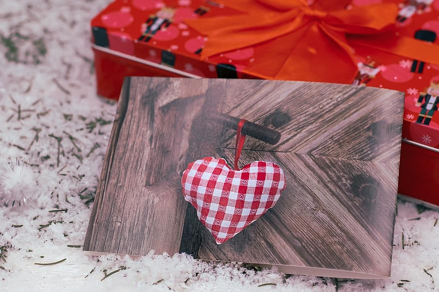 心臓、カード、贈り物、プレゼント、愛、関係、ロマンス、バレンタイン、バレンタイン・デー、雪、木材