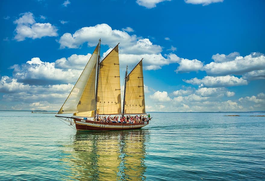 Sky, Photography, Photo, Landscape, Background, Wallpaper, Ship, Boat, Lake, Sailing Boat, Italy