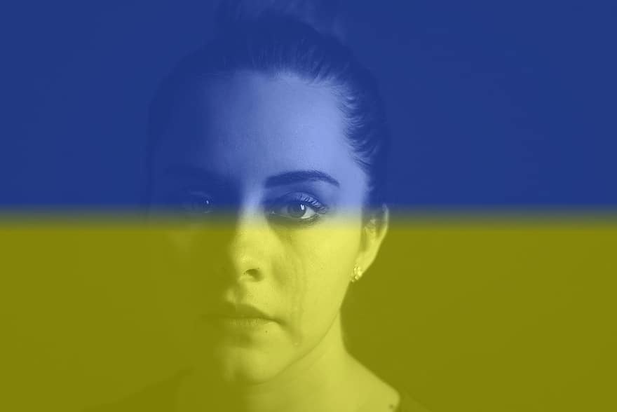 Flagge, Ukraine, reißen, Frau, Weinen, traurig, Konflikt, eine Person, Erwachsene, Porträt, junger Erwachsener