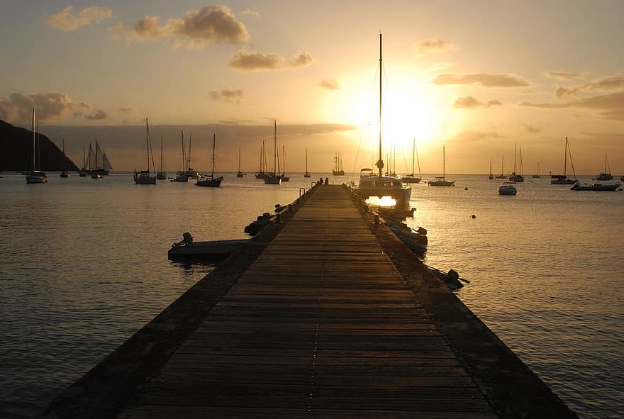 Sonnenuntergang, Dock, Boote, Meer, Hafen, Seebrücke, Segelboote, Wasser, Ruhe, Sonne, Sonnenlicht