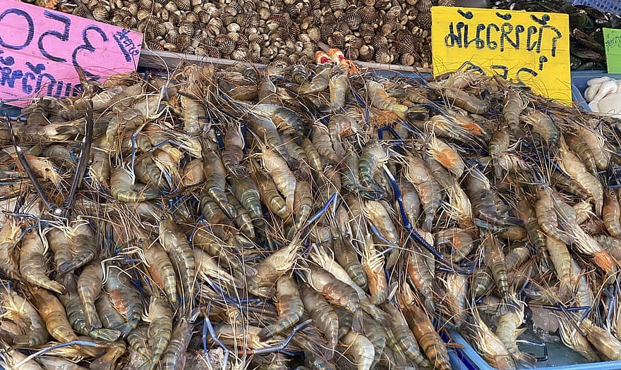 ринок морепродуктів, морепродукти, креветки