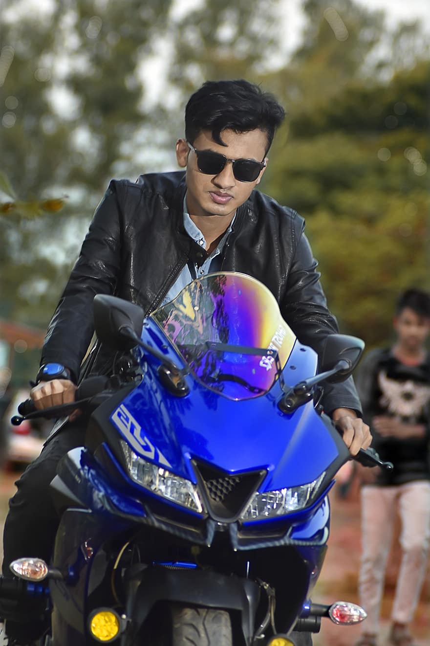R15 V3 Yamaha, R15 V3, yamaha, motokros, Krásný chlapec s R15 V3, R15 V3 modrá, Bangladéšský motorkář chlapec, Bengálský motorkář, cyklista, Fotografování na kole, Nová Yamaha R15