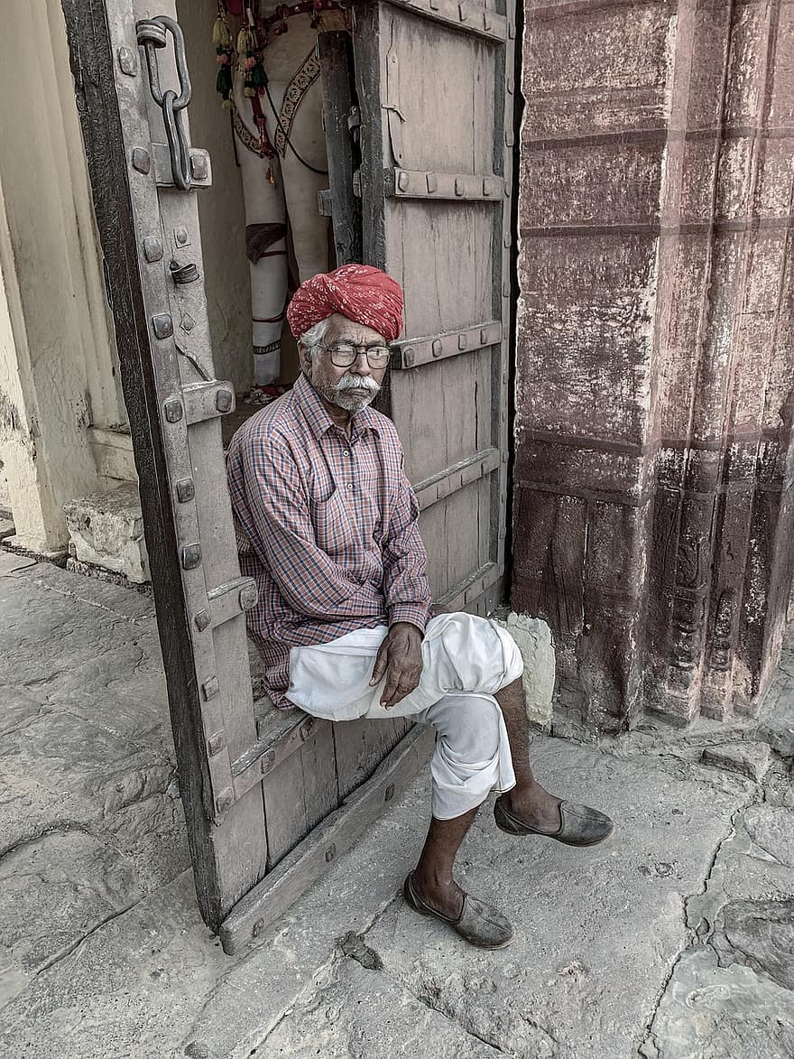 Indië, oude man, portret, trottoir