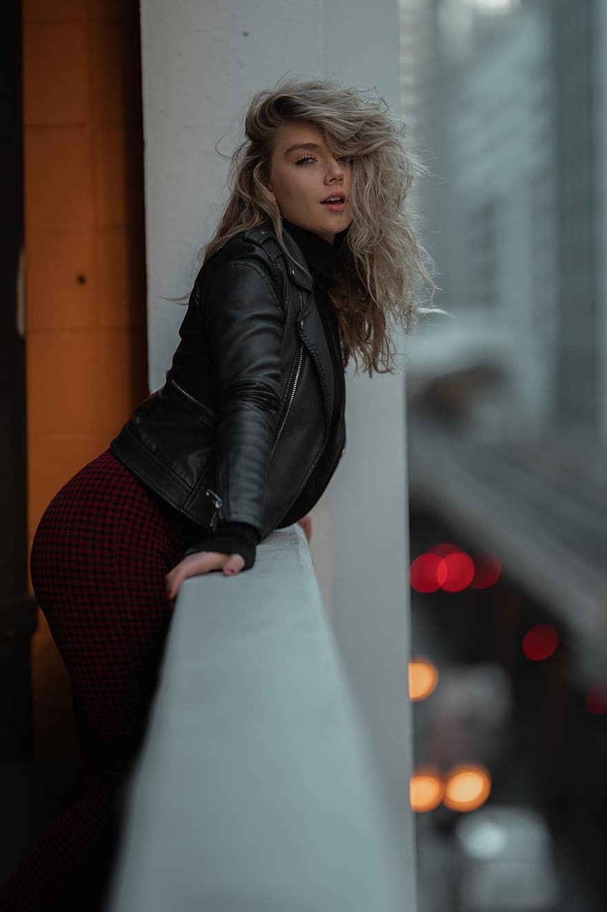 Woman, Blonde, Model, Happy, Style, Beauty, Makeup, Face, Look, Young, Hair