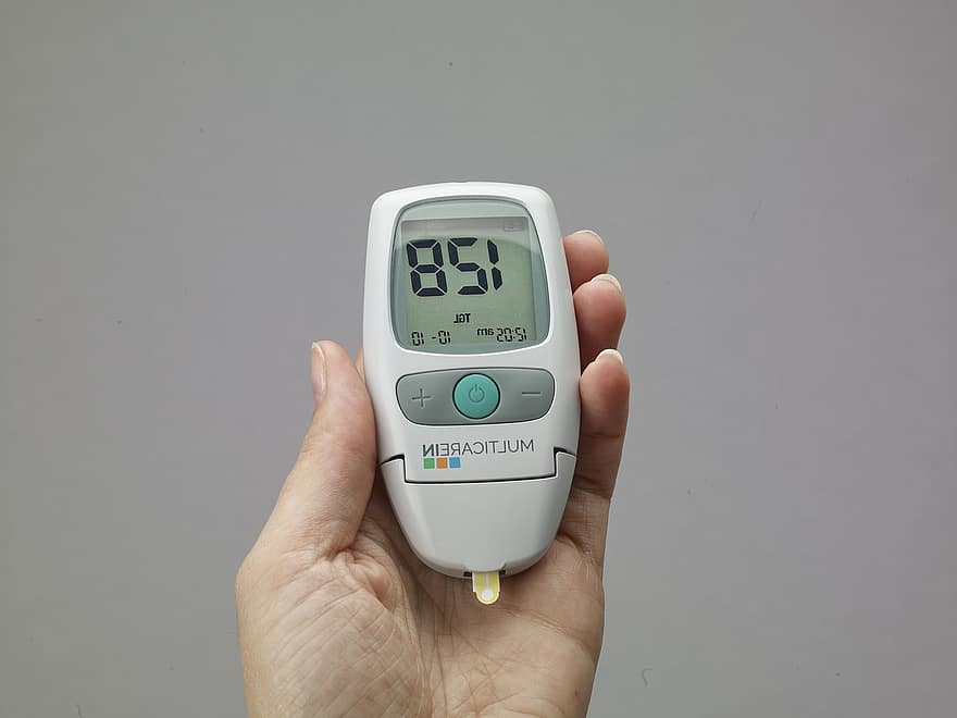 مقياس الجلوكوز ، تقنية ، جهاز ، سكر الدم ، داء السكري ، مريض بالسكر ، الصحة ، نقص سكر الدم ، اختبار ، قياس ، مراقب