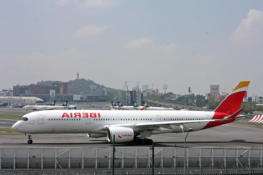 iberija, „Airbus“, a350, orlaivių, oro uostą, aviacijos srityje, skrajutė, išvykimo, nusileidimas, sparnas, skristi