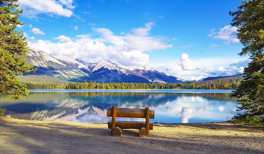 ทะเลสาบฤดูร้อน, เที่ยวภูเขา, ม้านั่ง, การสะท้อน, น้ำ, สถานที่พักผ่อน, สมบูรณ์, ที่สวยงาม, สงบเงียบ, อัลไพน์, ธรรมชาติ