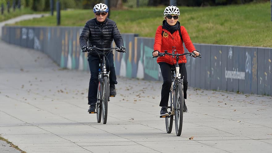 bisikletçi, bisiklet sürmek, Kent, Kadın, adam, binme, bisiklet, spor, erkekler, sağlıklı yaşam tarzı, yaşam