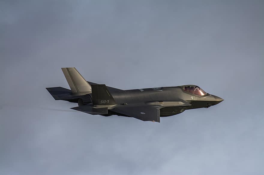 F-35, Stealth, Plane, Fighter Aircraft, Air Force, Fighter Jet, Jet, fighter plane, military, flying, armed forces