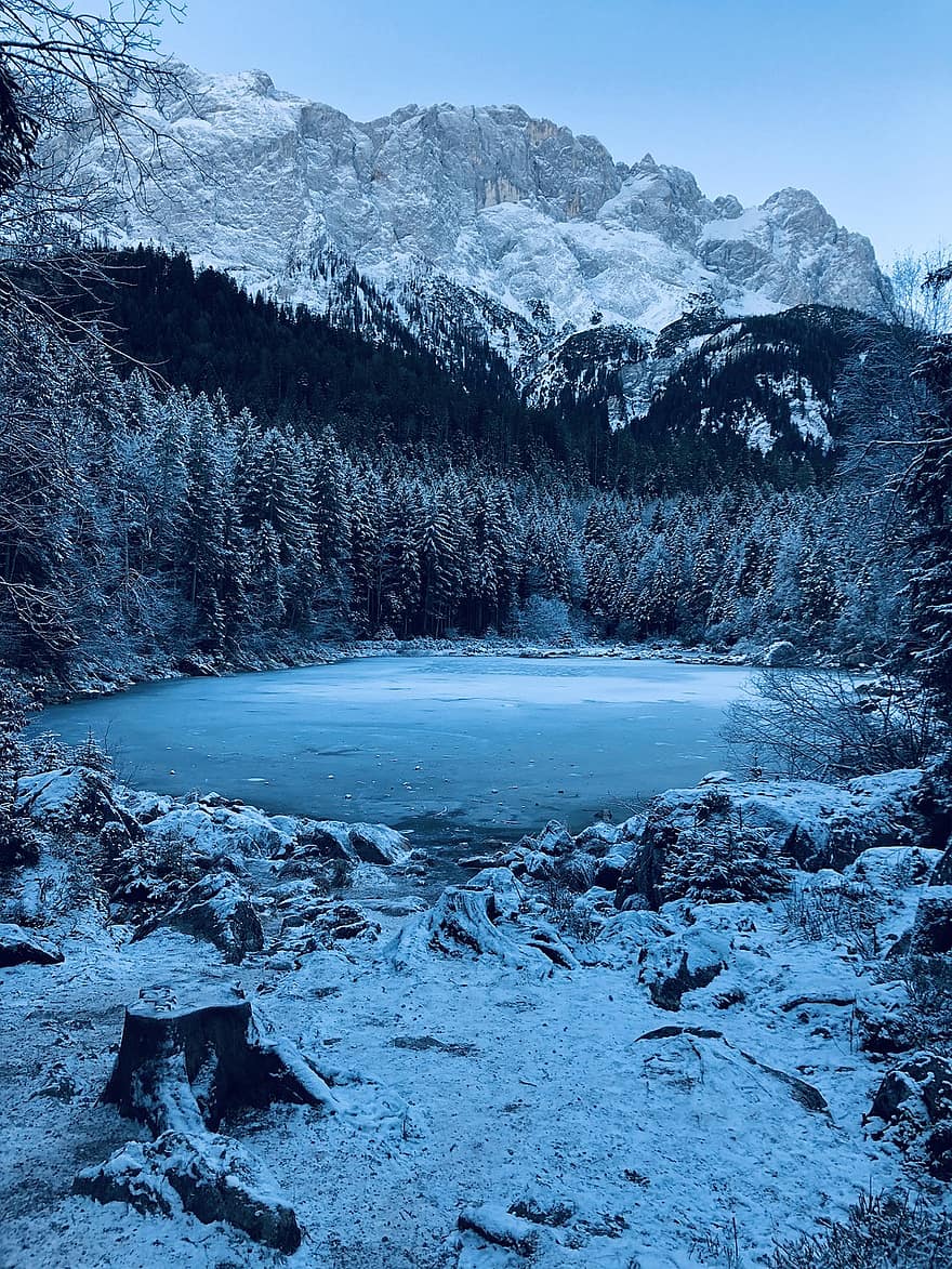mùa đông, núi, rừng, tuyết, hồ nước, Hồ bị đóng băng, Thiên nhiên, phong cảnh, cây, Nước đá, màu xanh da trời