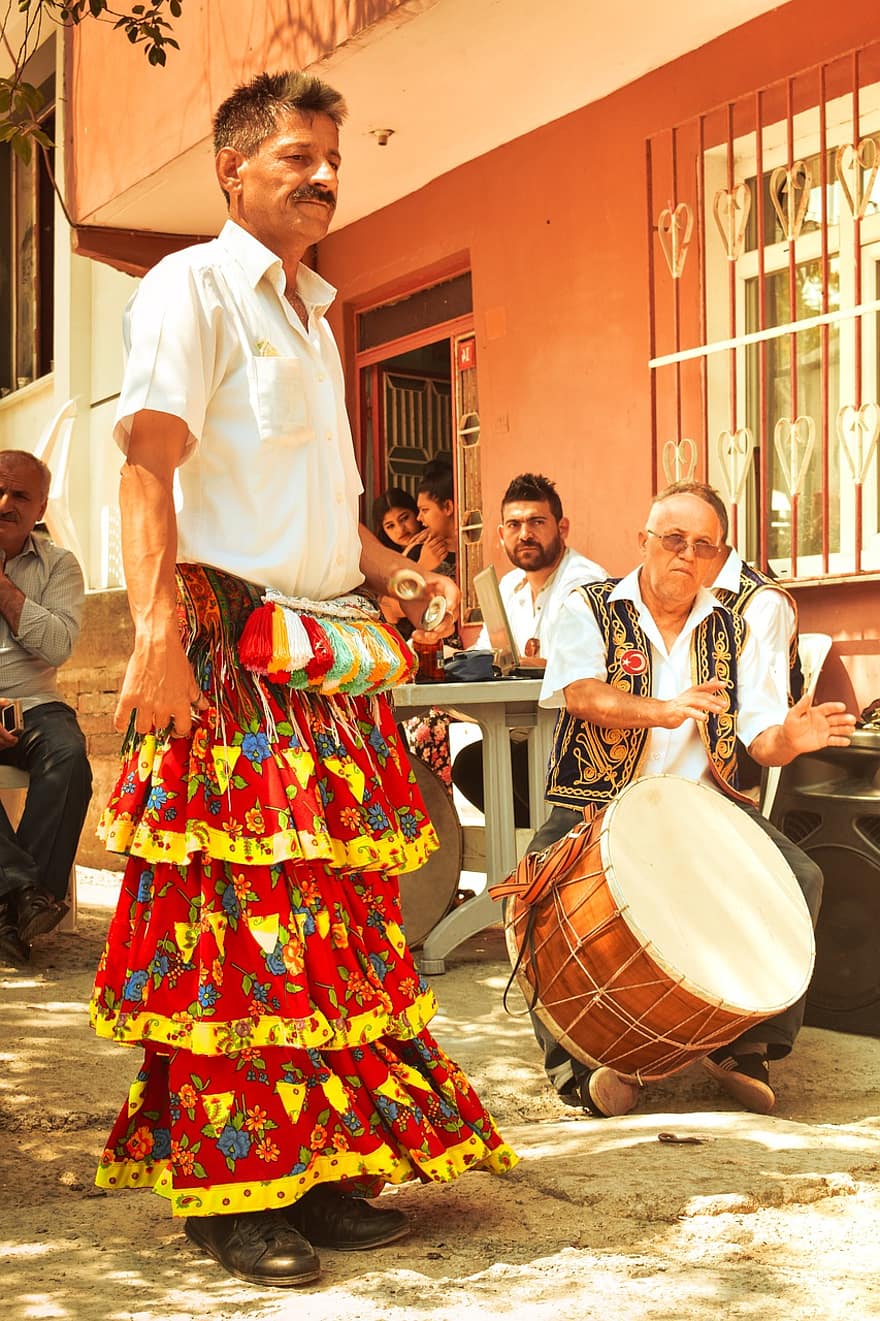 Köçek, batería, hombre, falda, bailarina del vientre, tradicional, cultura, Bailarín del vientre masculino, entretenimiento, Boda, calle