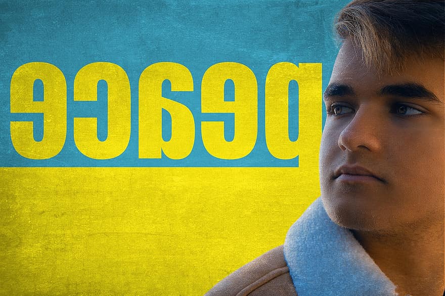 سلام ، أوكرانيا ، صبي ، العلم ، رمز ، رجل ، العلم الأوكراني ، أوروبا ، رجال ، شخص واحد ، بالغ