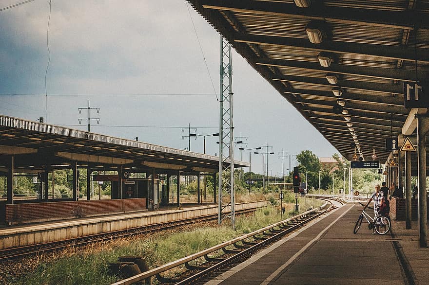 станция, платформа, железопътна линия, влак, метро, архитектура, Германия, капитал, туризъм, транспорт