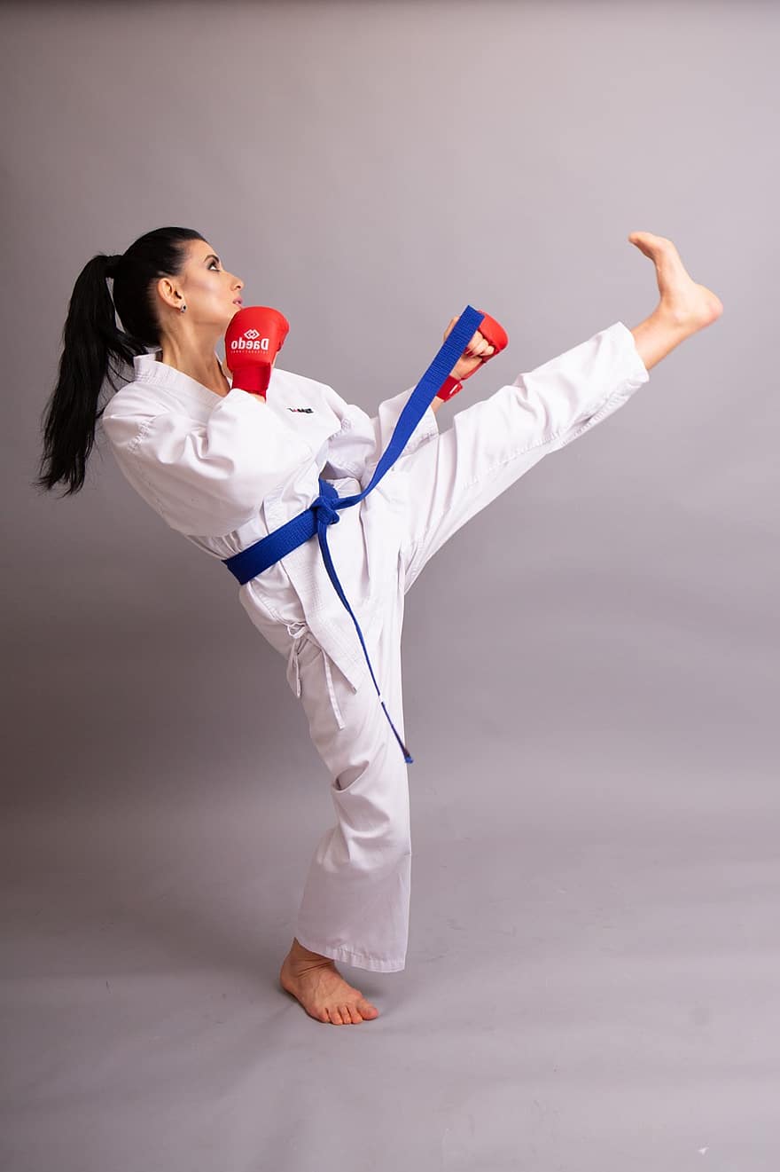 femeie, portret, karate, sportiv, pumn, luptător, box, jiu-jitsu, curea, concurență, acțiune