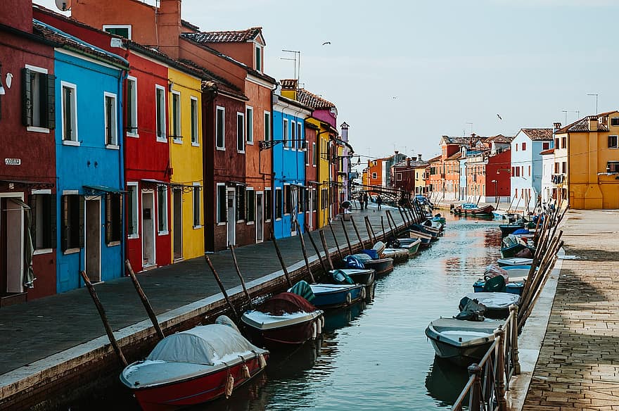 canal, edificios, barcos, agua, camino acuático, destino de viaje, casas, edificios coloridos, urbano, pueblo, burano