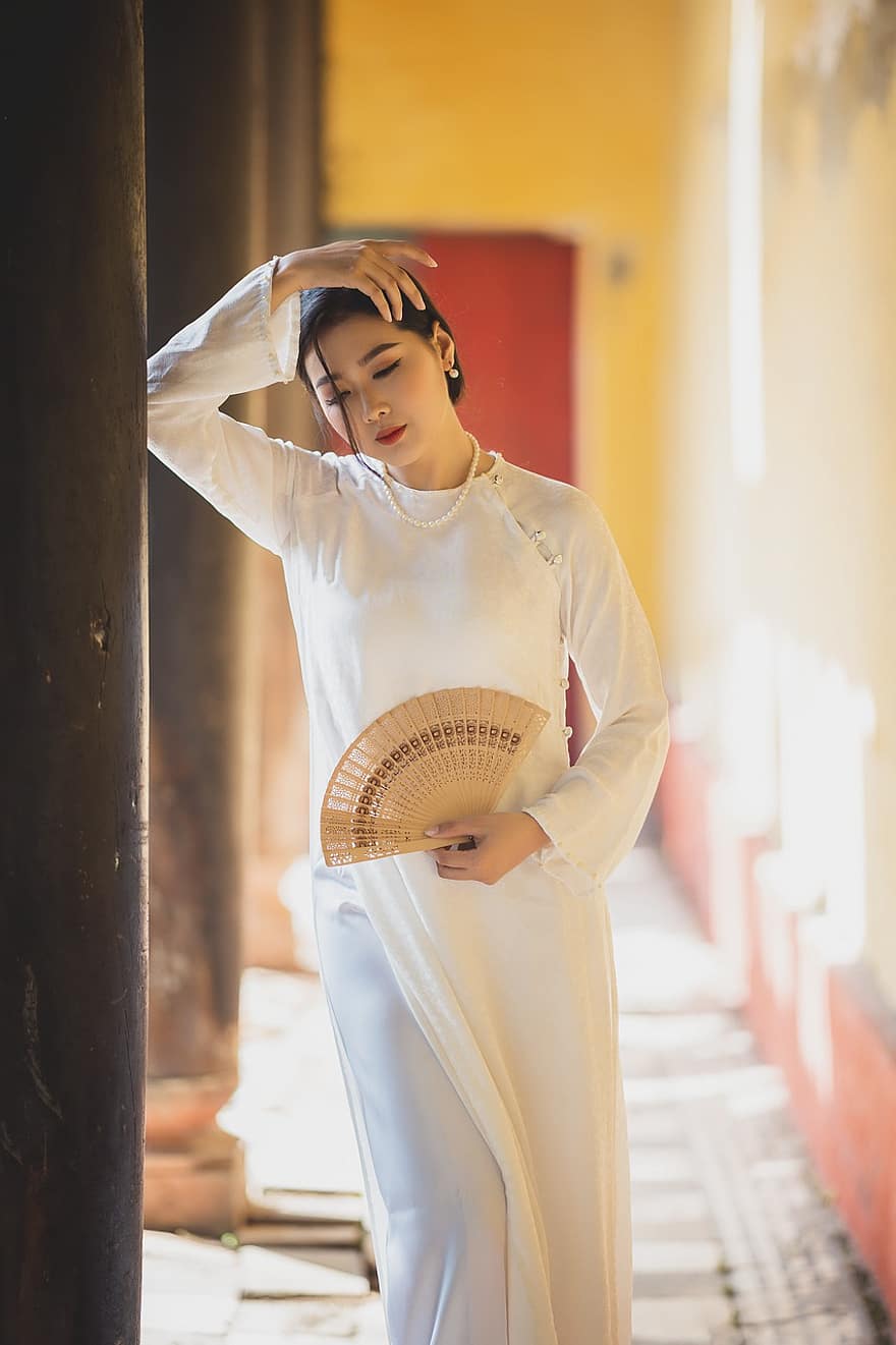 ao dai, Moda, mujer, vietnamita, Blanco Ao Dai, Vestido Nacional de Vietnam, tradicional, ventilador de mano, vestido, belleza, hermoso