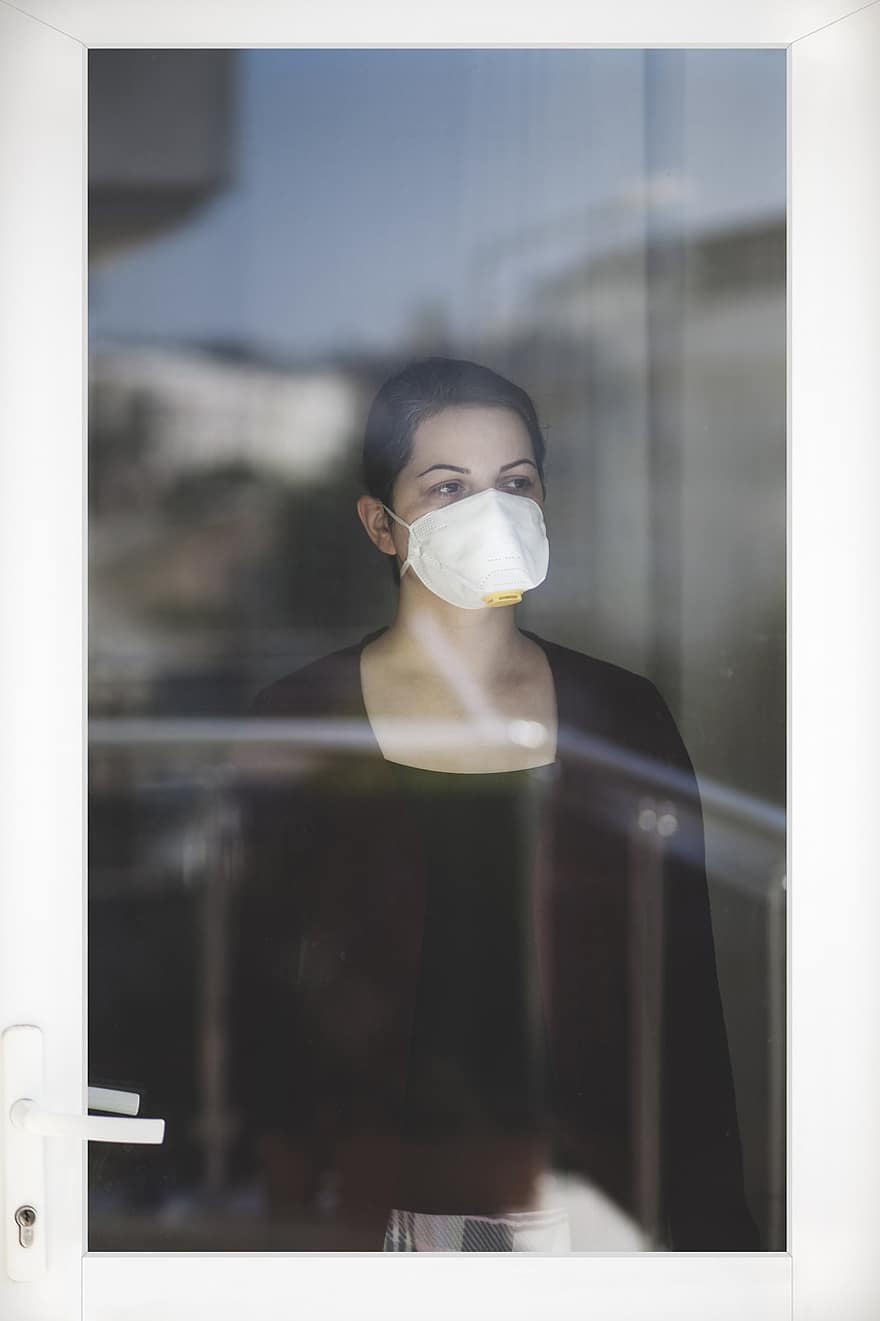 жінка, маска, лікувальна маска, N95, Носіння маски, портрет, маска для обличчя, COVID, COVID-19, епідемія, захворювання