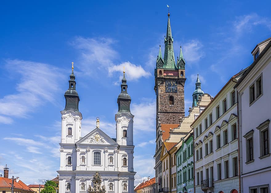 klatovy, ville, République Tchèque, Bohême, église, clocher de l'église, place de la ville, place principale