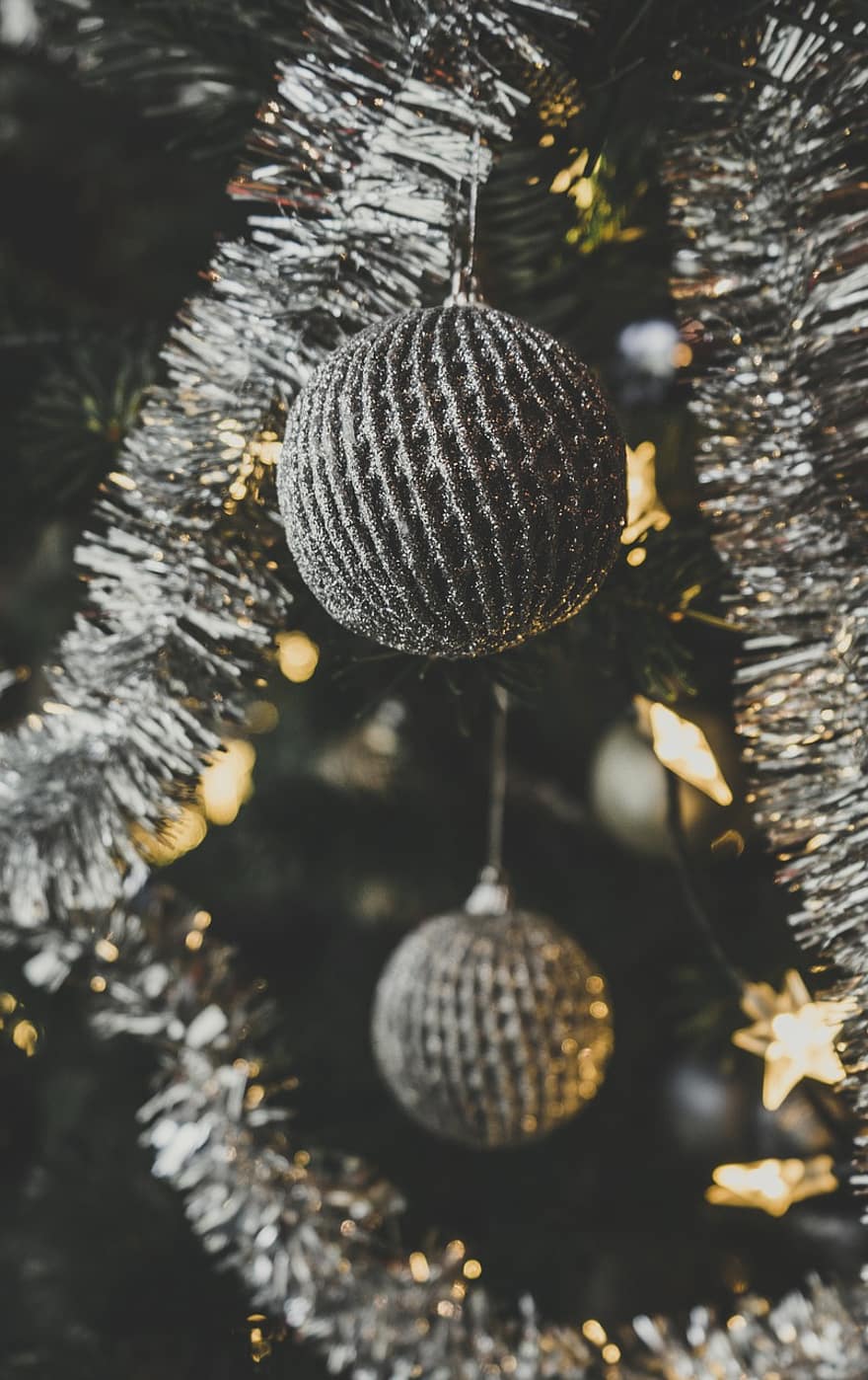 クリスマス、クリスマスツリー、クリスマスの飾り、出現、モミの木、クリスマスの時期、バックグラウンド、デコレーション、クリスマスの挨拶、クリスマスモチーフ、木の装飾
