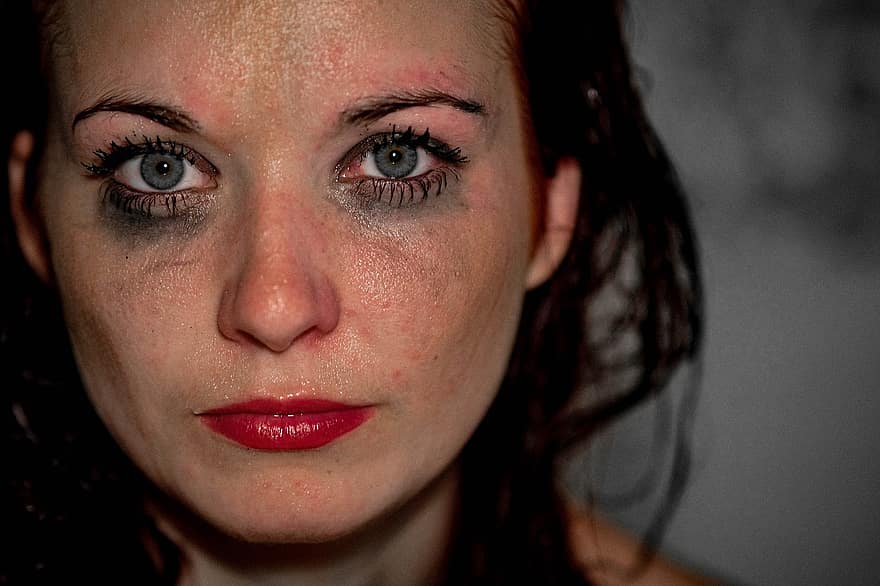 महिला, डिप्रेशन, चेहरा, धुंधला मेकअप, आंखें, उदास, अकेला, शोक, दर्द, उदासी, अप्रसन्न