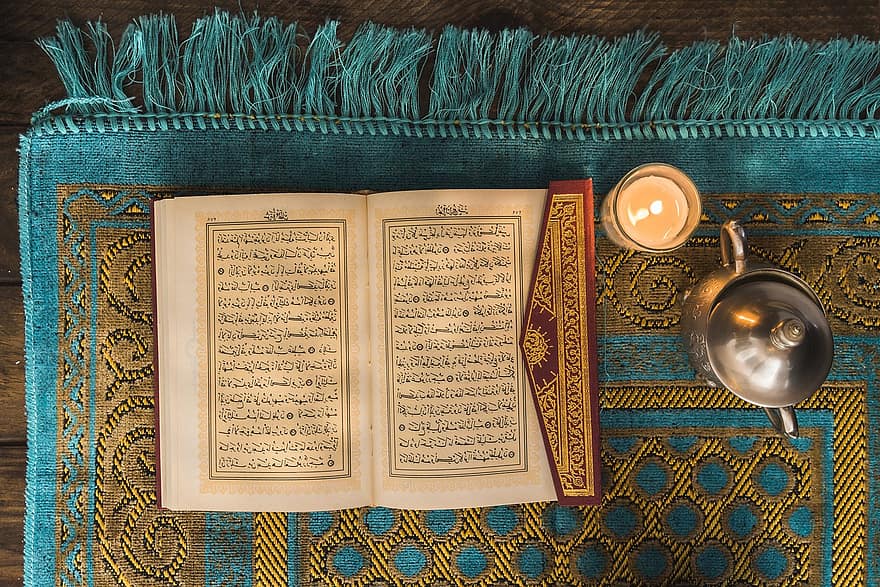 Islam, Koran, religiöser Text, Religion, Heilige Schrift, Ramadan, Spiritualität, Buch, Kulturen, arabischer Stil, Dekoration