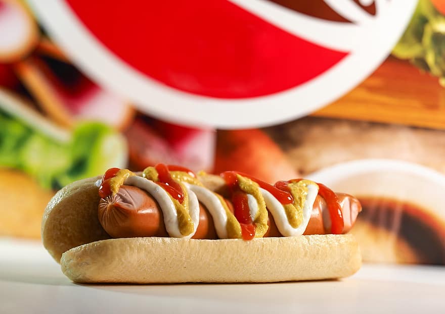 hotdog, pølse, sennep, brød, sandwich, ketchup, mad, snack, måltid, grill, picnic