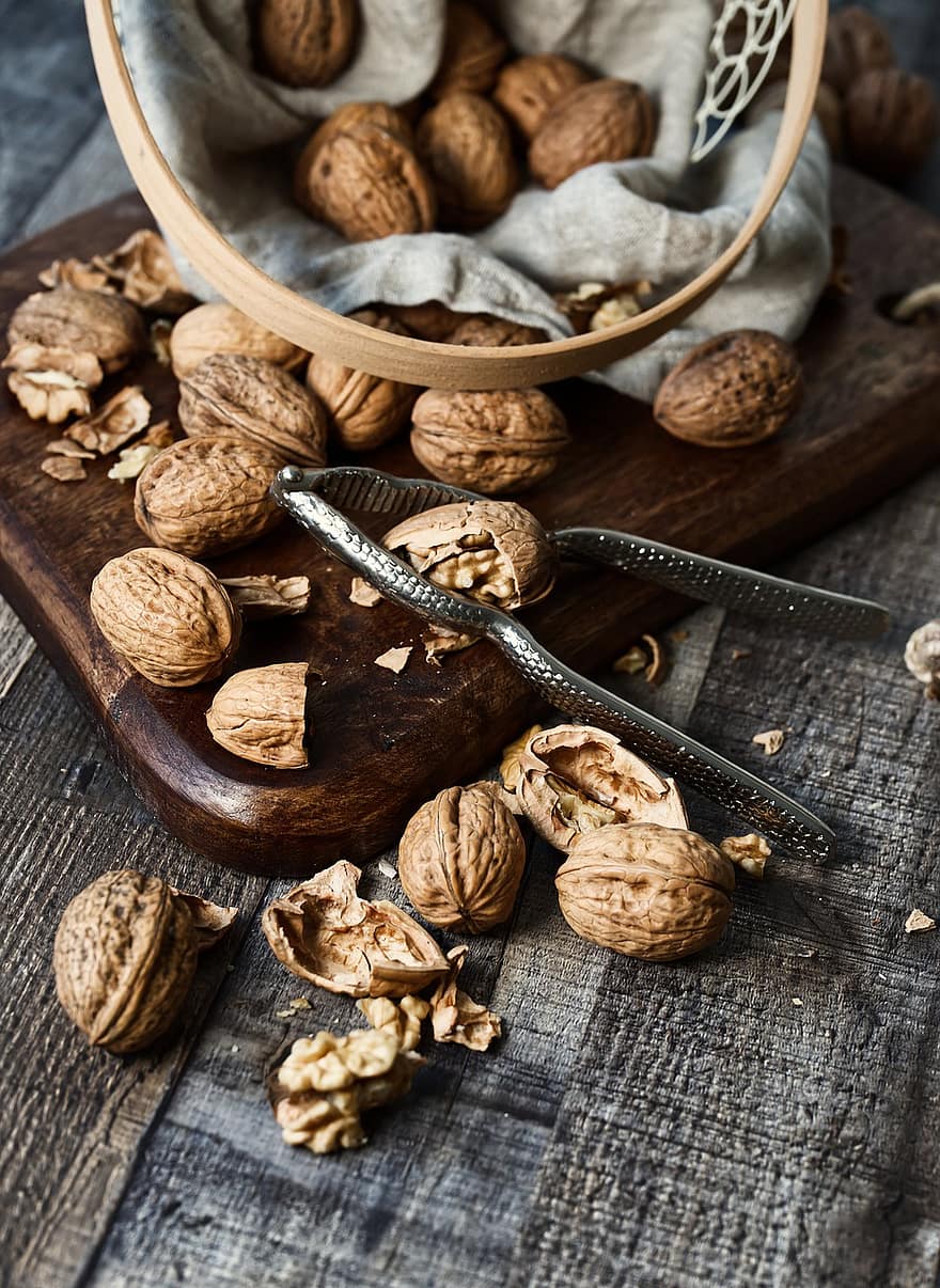 Walnuts, Nutcracker, Shells, Walnut Shells, Nuts, Composite, Cracked Shells, Cracked, Open, Healthy, Food