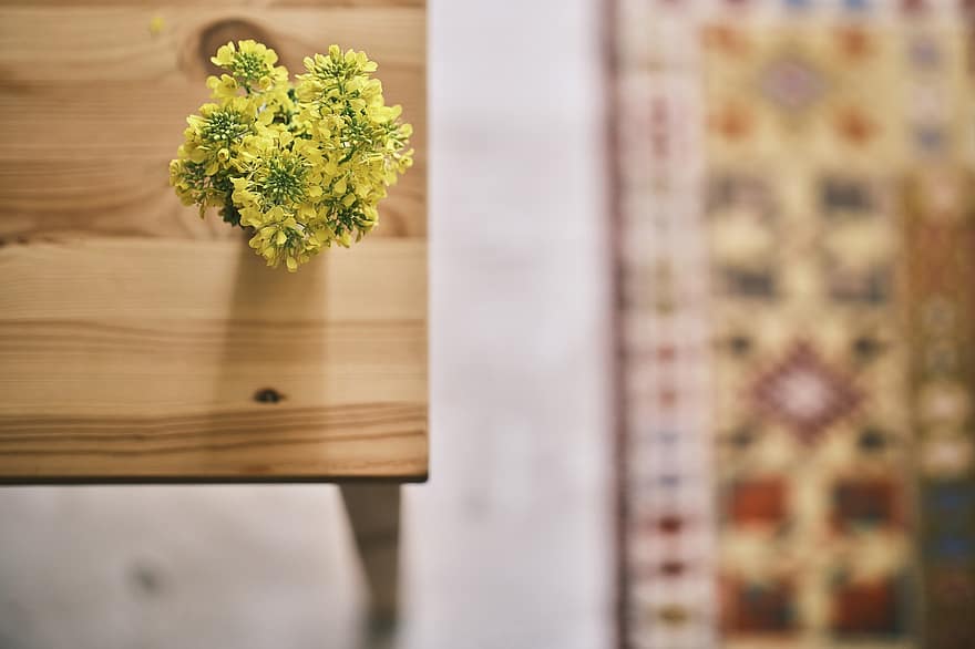 fleurs, décoration, table, fleurs jaunes, vase, plante d'appartement, décor, décoratif, fleur, à l'intérieur, bois