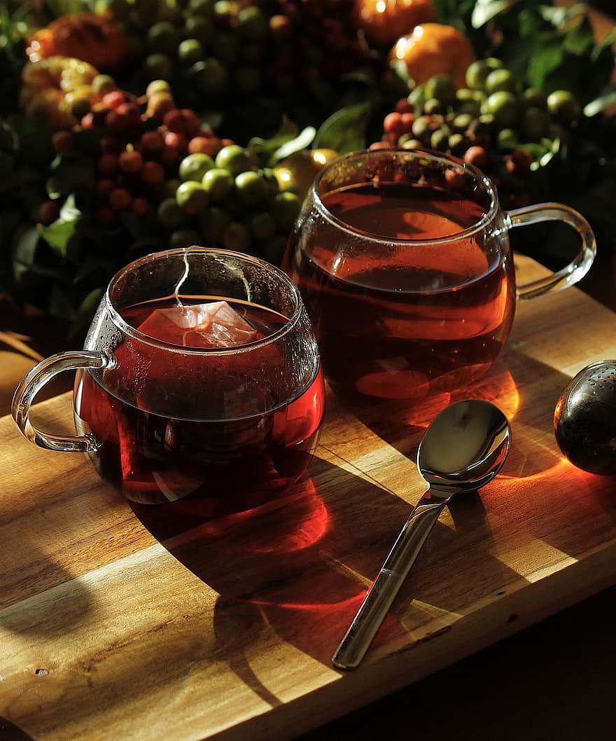 čaj, napít se, pohár, šálek, džbánek, horký čaj, nápoj, lžíce, světlo, slunečního světla, stín