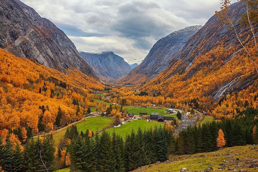 údolí, město, podzim, hory, panoráma, vesnice, domy, stromy, les, krajina, scenérie