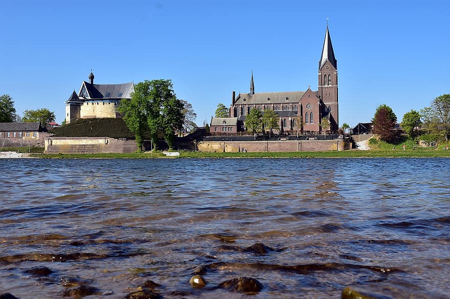 Kessel Nederländerna, Mosaikfloden, kyrka, slott, flod, vatten, historisk, arkitektur, resa, känt ställe, historia