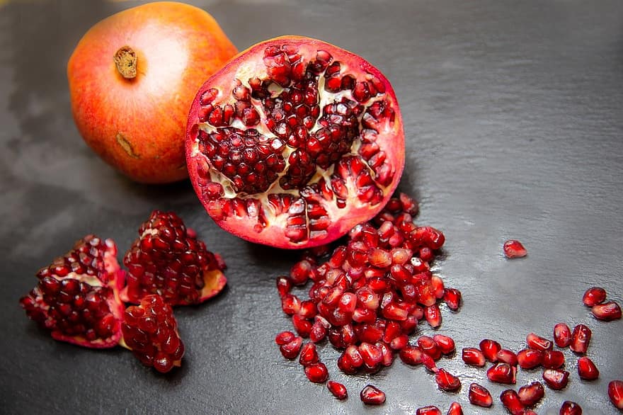Pomegranate, Fruit, Sweet, Vitamins, Healthy, Food, Fresh, Seeds, Juice, Glass, Detox