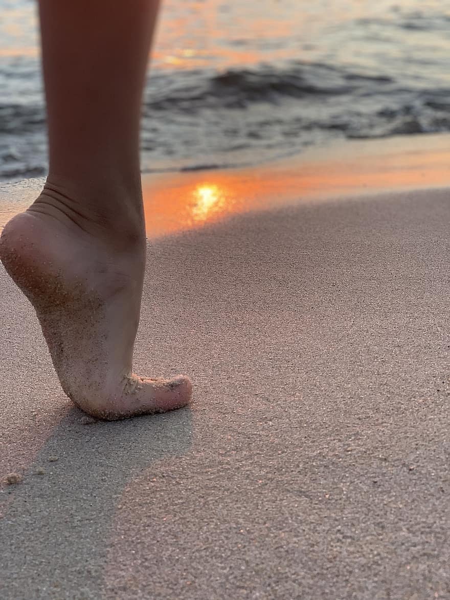 pėdos, papludimys, jūros, saulėlydis, kojos, bangos, smėlis, susiliejimas, vasara