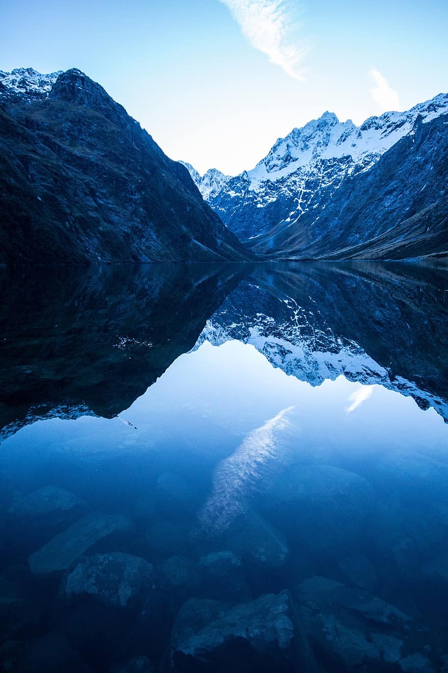 Marian-tó, tó, hegyek, víz, visszaverődés, természet, téli, új Zéland, déli sziget, fiordlandi nemzeti park