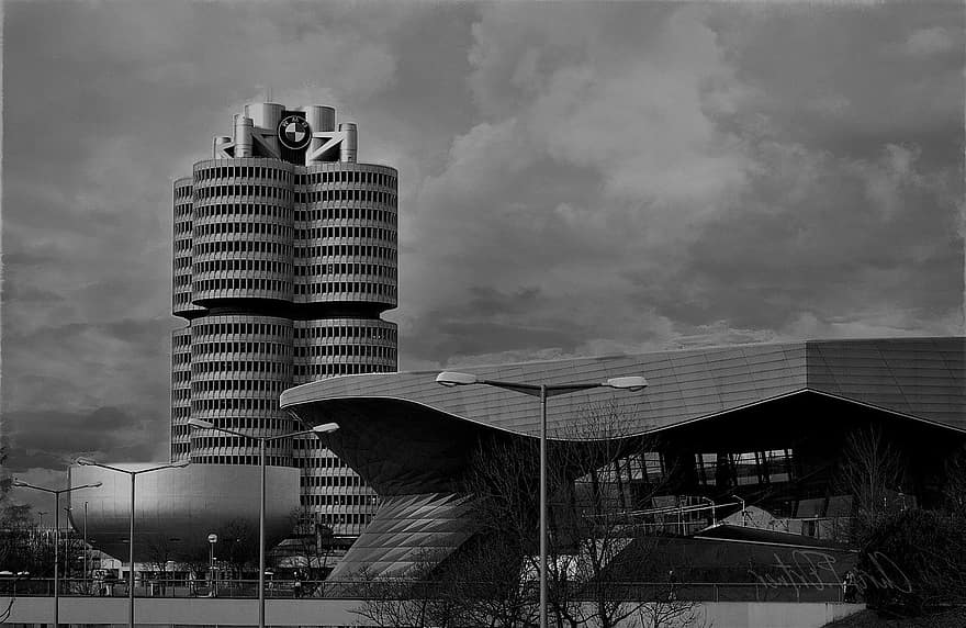 BMW-hoofdkantoor, gebouw, München, BMW-museum, Duitsland, industrie, architectuur, zwart en wit, stad, buitenkant van het gebouw, modern