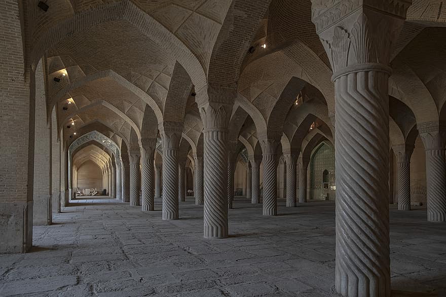 Vakil-moskee, shiraz, ik rende, pijlers, hal, plafond, Iraanse architectuur, Islam, religie, architectuur, kolommen