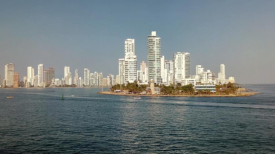 Cartagena, Колумбия, город, небоскреб, городской пейзаж, архитектура, воды, экстерьер здания, береговая линия, построенная структура, синий