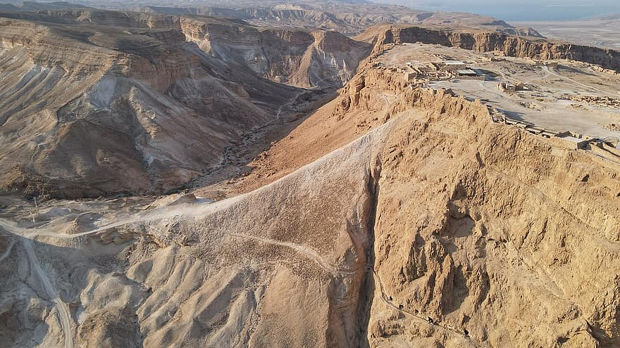 klippen, rotsformatie, Romeinse belegeringshelling Masada, Westelijke kant van Masada