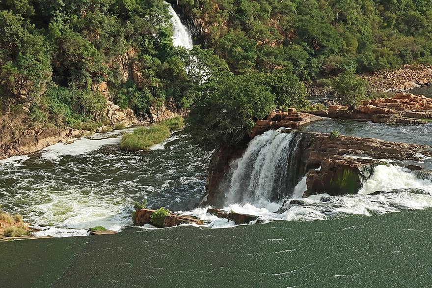 cascada, roques, aigües avall, riu de cocodrils, aigua, corrent, bosc, rock, paisatge, arbre, color verd