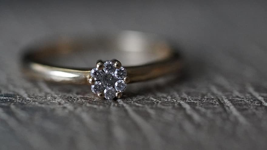 anillo, anillo de diamantes, joyería, anillo de bodas, anillo de oro, piedras preciosas, diamantes, anillo de compromiso