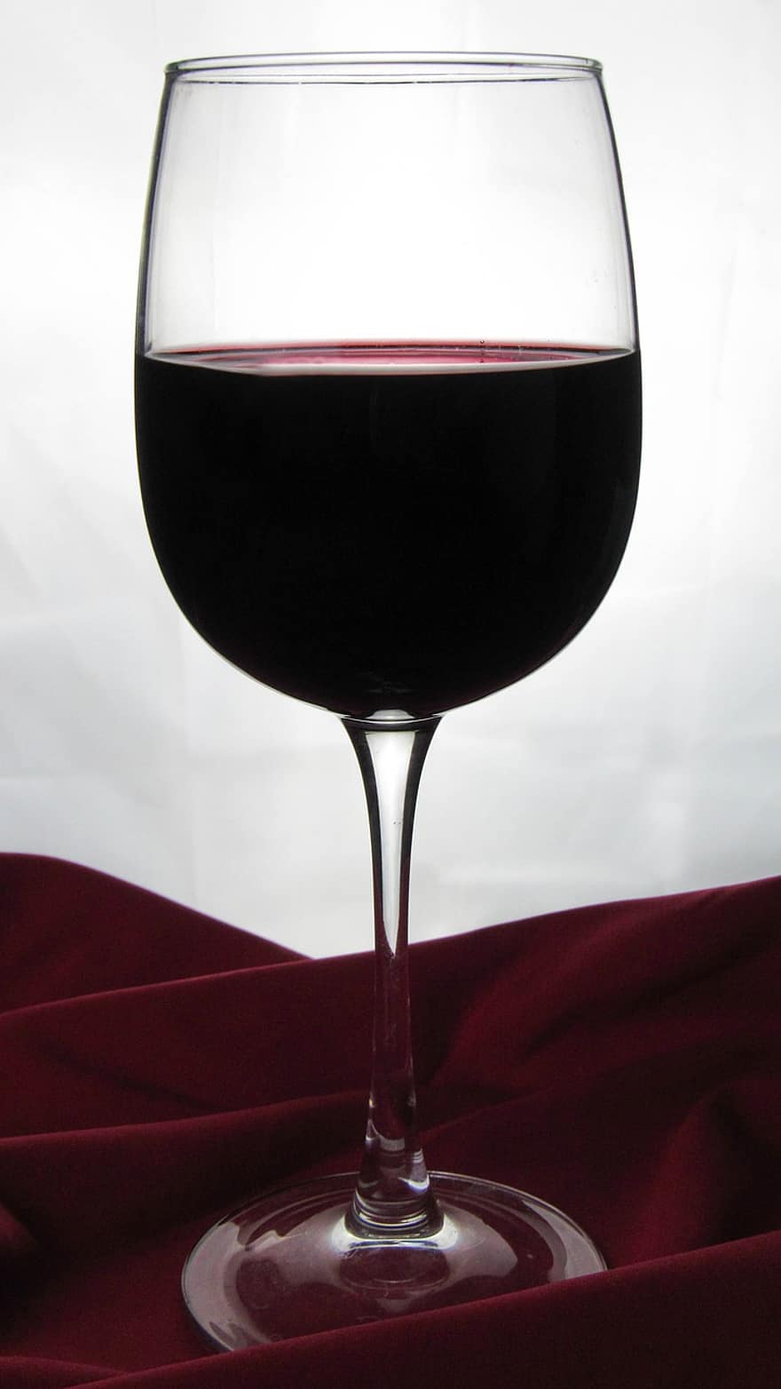 vino, bicchiere di vino, alcool, bicchiere, vino rosso, bere, liquore, liquido, avvicinamento, singolo oggetto, celebrazione