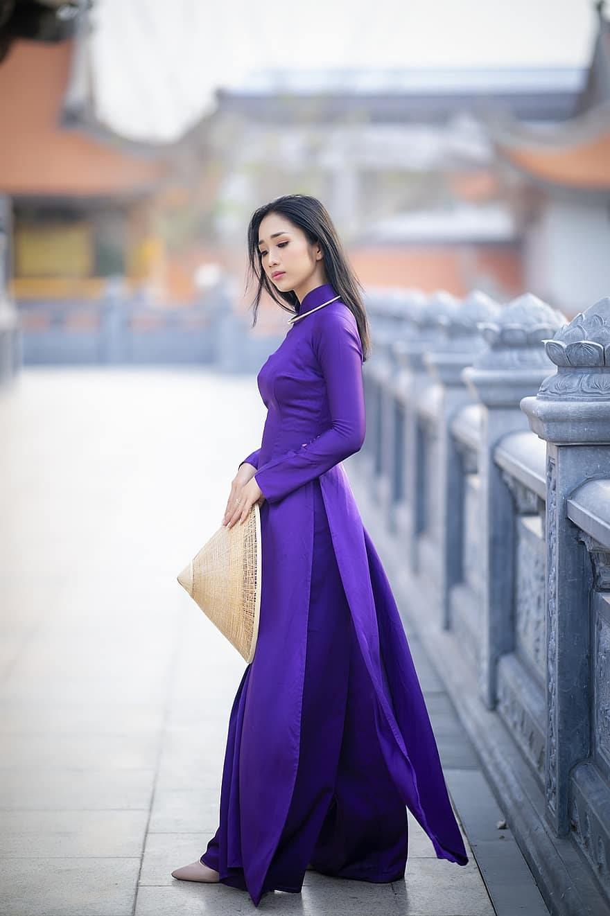 ао дай, моди, жінка, в'єтнамська, Фіолетовий Ао Дай, Національне плаття В’єтнаму, конічна шапка в'єтнаму, традиційний, краса, гарний, гарненька