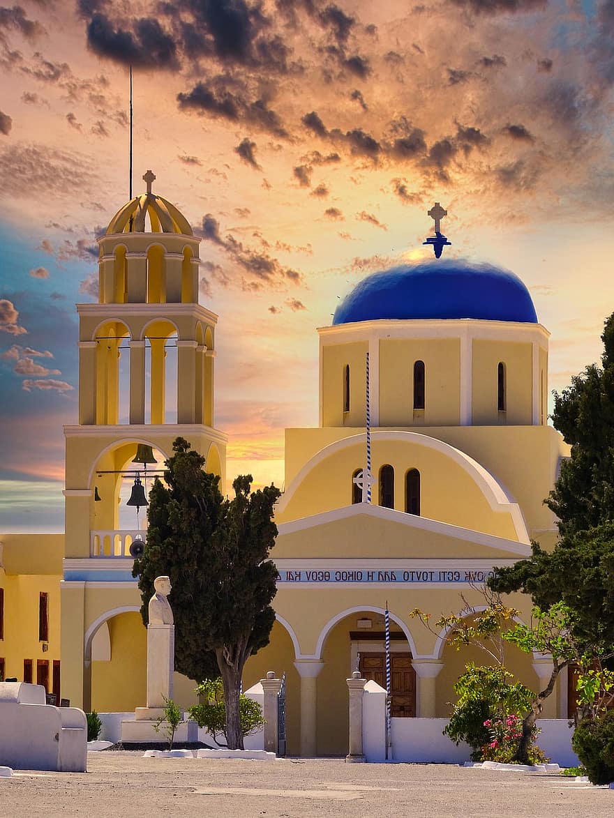 Santorini, Kirche, die Architektur, Fassade, Gebäude, Kuppel, orthodox, Sonnenuntergang, Abend, dramatisch, Abendhimmel