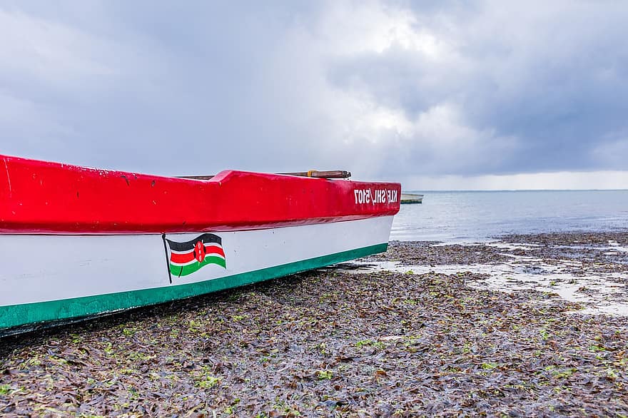 ボート、塗装済みボート、海岸、漁船、海岸線、海、海洋、ケニアの旗、ケニア