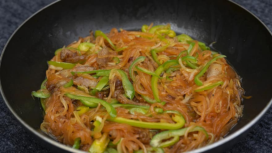 Youku, warzywa, posiłek, danie, patelnia, kuchnia jako sposób gotowania