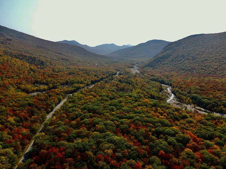 есен, планина, падане, гора, небе, скалист, цвят, листа, октомври, панорамен, пейзаж