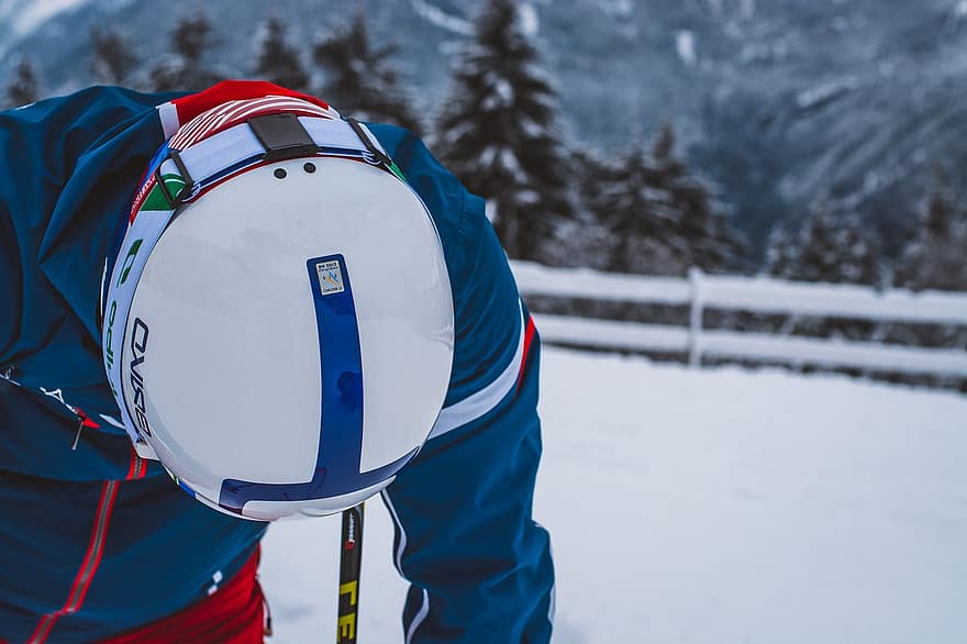 skiløber, at stå på ski, trætte, human, person, hjelm, natur, vinter sport, udmattet, vinter, sport