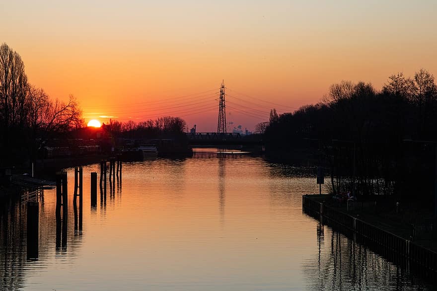Rhine-herne Canal, Waterway, Sunset, Transportation Canal, Sun, Water, Reflection, Dusk, Lock, Shipping Route, silhouette