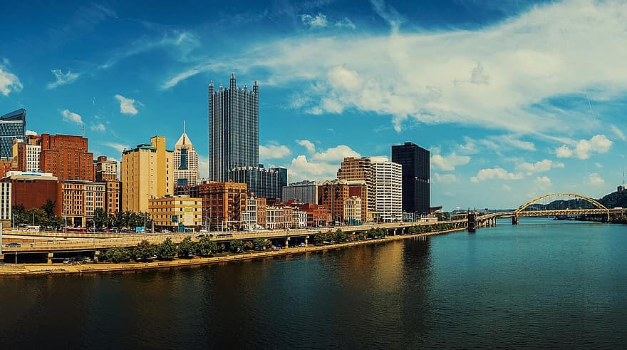drapacze chmur, Budynki, sylwetka na tle nieba, pejzaż miejski, Miasto, Pittsburgh