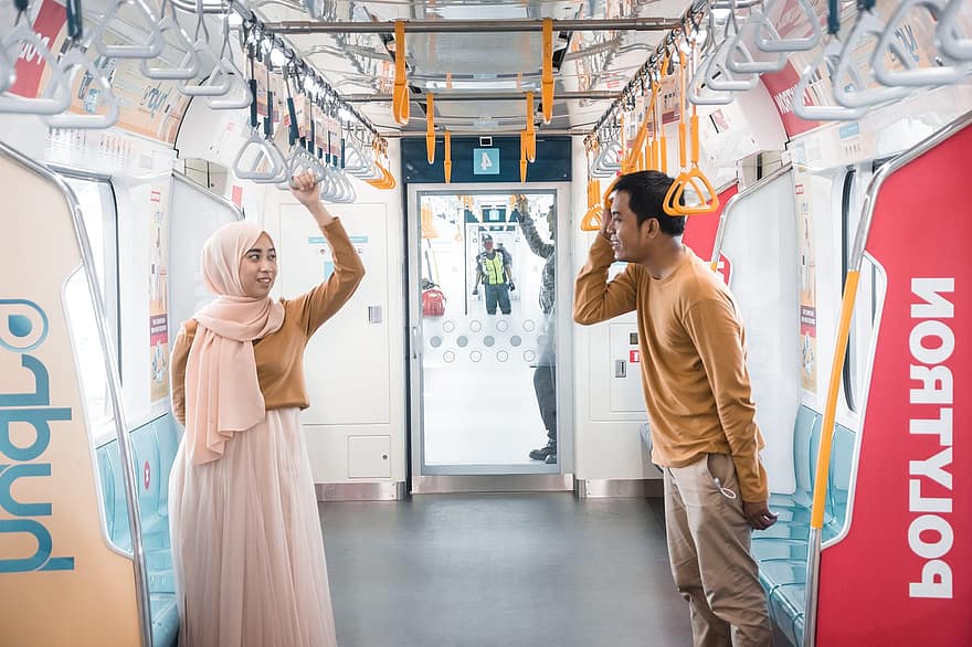 pāris, laimīgs, vilciens, kopā, attiecības, romantisks, pieķeršanās, mīlestība, cilvēks, sieviete, hijab